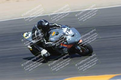 media/Apr-09-2023-SoCal Trackdays (Sun) [[333f347954]]/Turn 12 Inside (930am)/